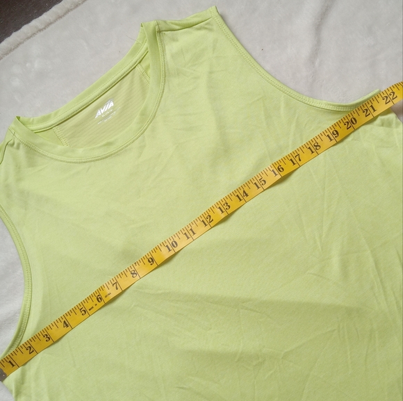 Avia Athletic Capri (L)& Tank (XL) Outfit - Picture 8 of 14
